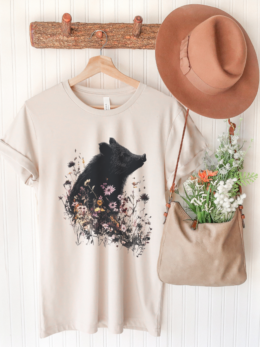 „Wiesenkind“ – T-Shirt mit Wildschwein-Frischling - Design von SimpleLore